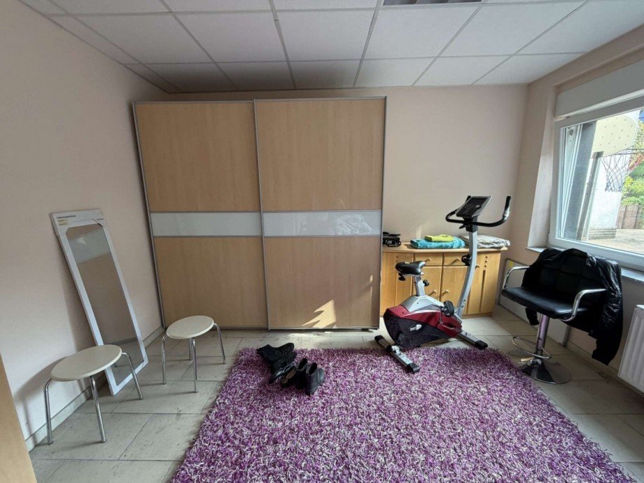 Keller - G�ste Schlafzimmer Zweifamilienhaus Duisburg