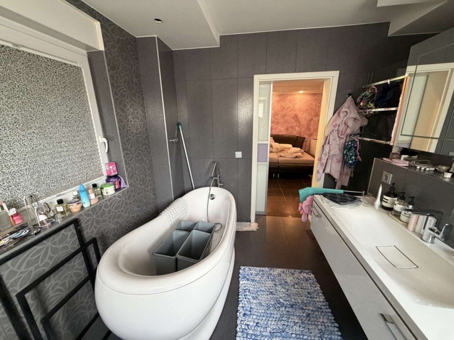 EG - Badezimmer II Zweifamilienhaus Duisburg