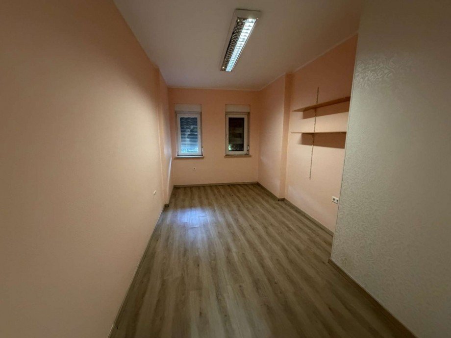 Gewerbeeinheit Mehrfamilienhaus Duisburg
