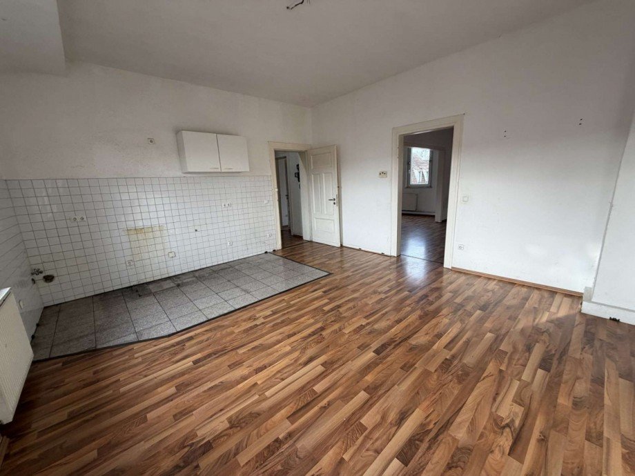 3 OG + DG Wohnung Mehrfamilienhaus Duisburg