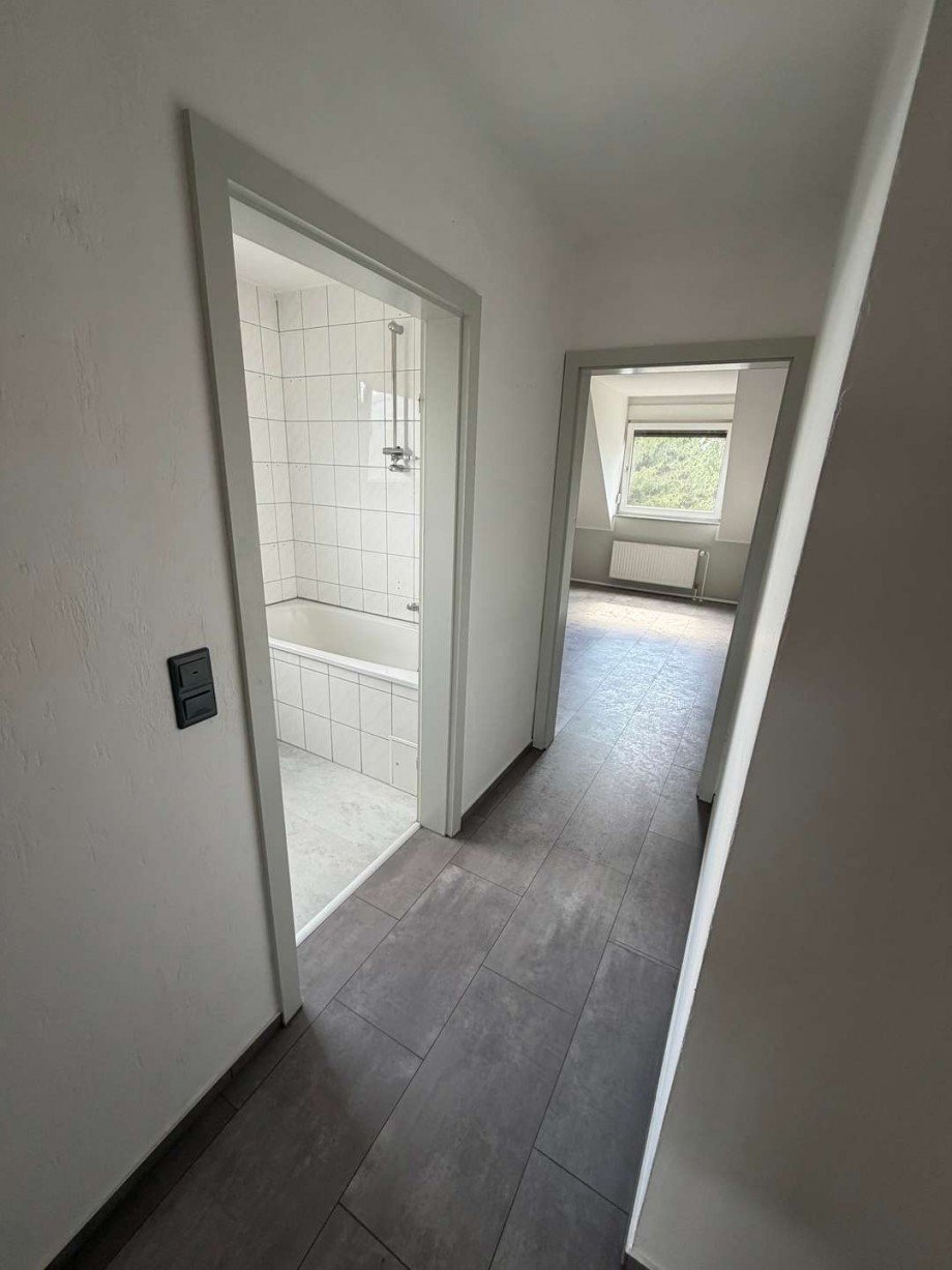 Flur Dachgeschosswohnung Essen