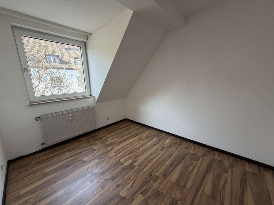 DG rechts - D�rerstr. 25 Mehrfamilienhaus Herne