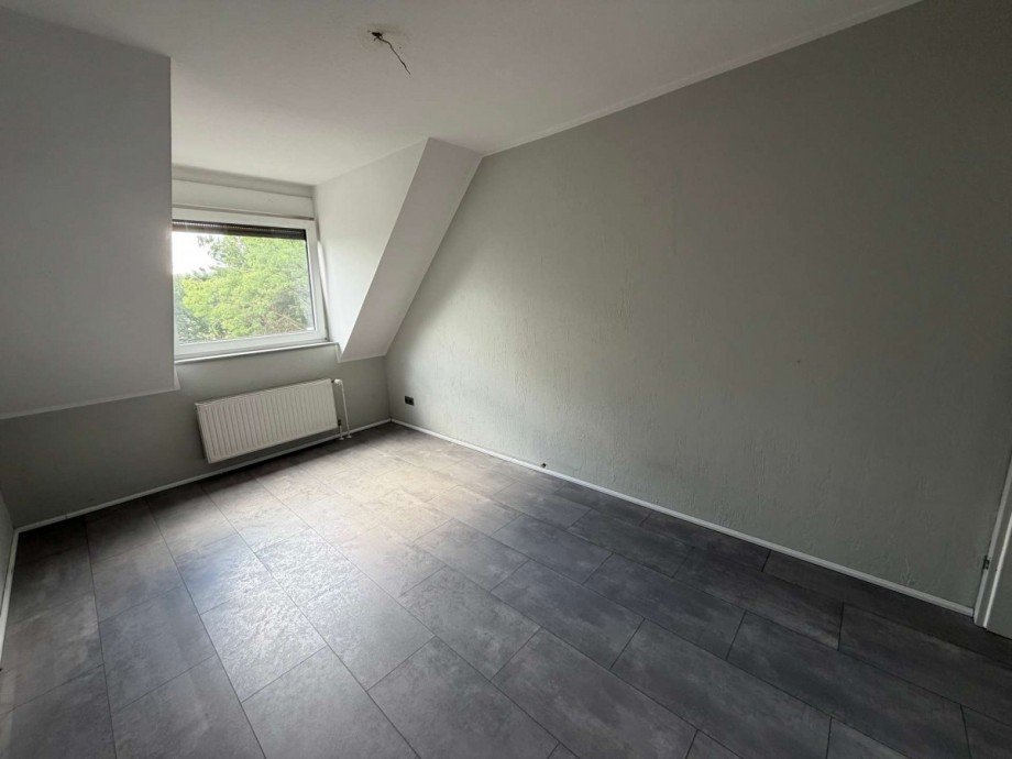 Schlafzimmer 2 Dachgeschosswohnung Essen
