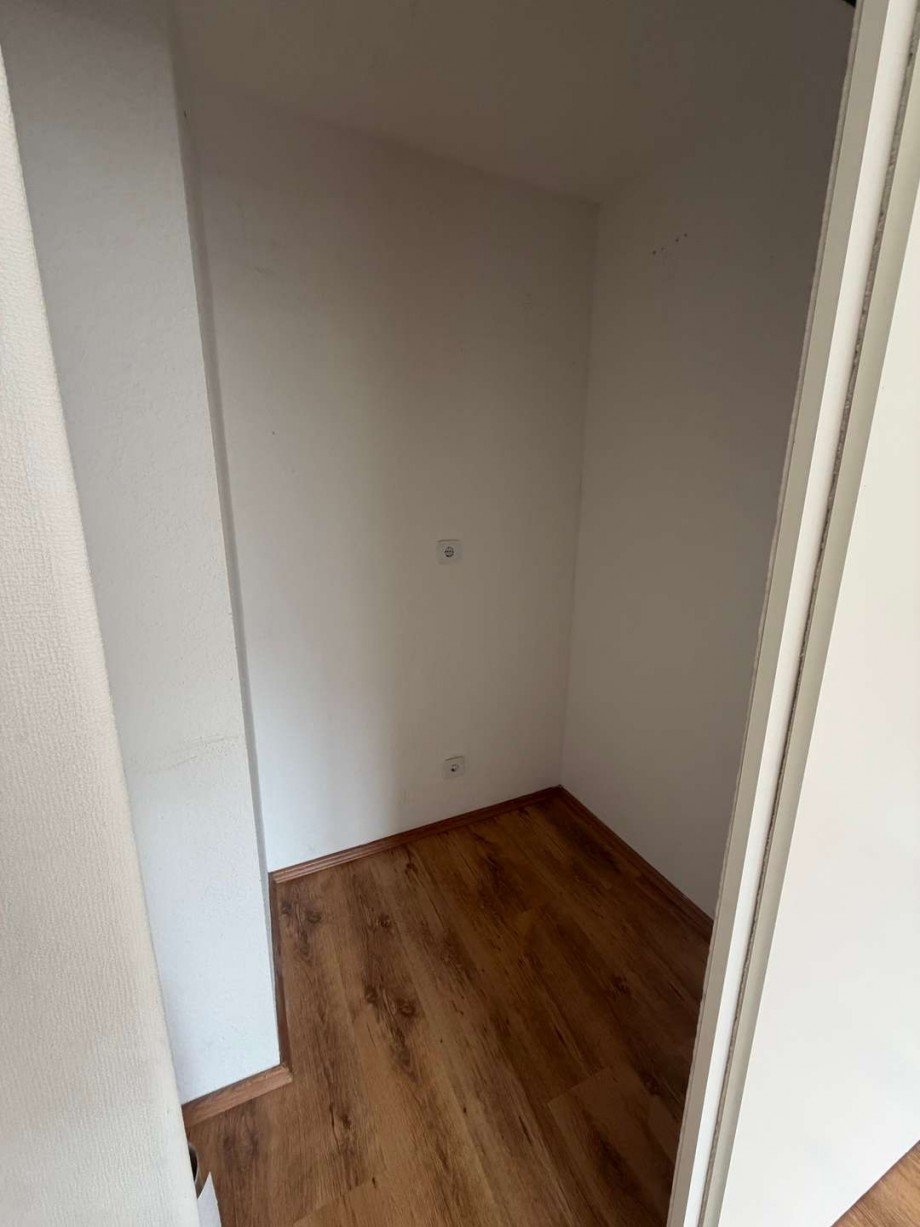 Einbauschrank Etagenwohnung Essen