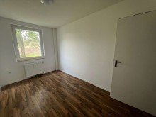 EG rechts - Schlafzimmer Attraktives Wohnungspaket - Zwei Erdgeschoss-Einheiten in Oberhausen