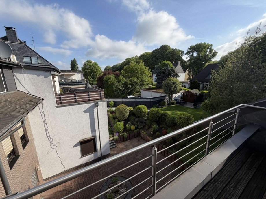 1 OG - Balkon II Zweifamilienhaus Duisburg