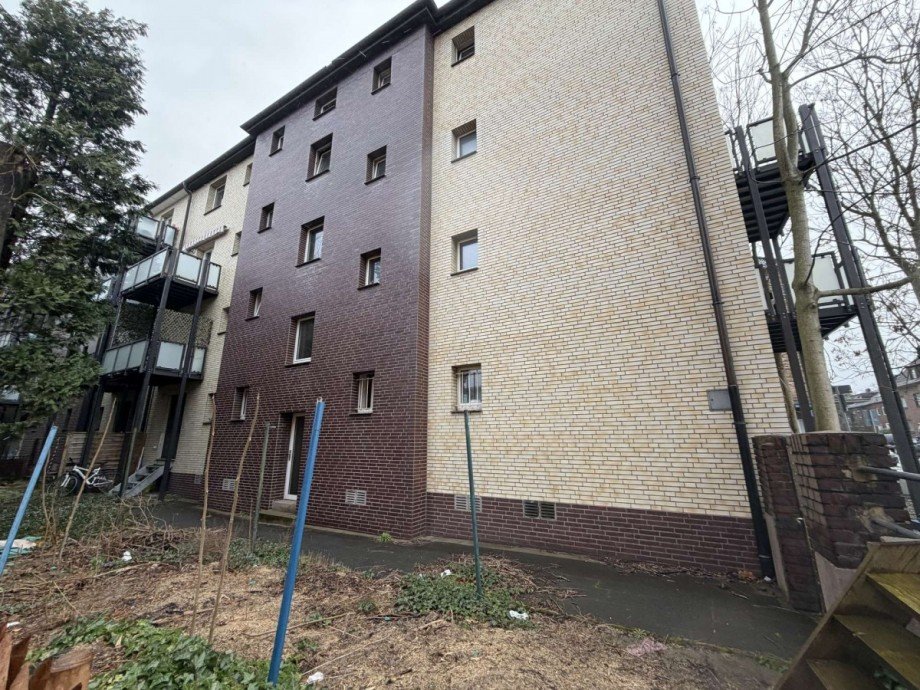 R�ckseite Mehrfamilienhaus Oberhausen