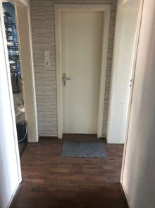 EG links - Flur Attraktives Wohnungspaket - Zwei Erdgeschoss-Einheiten in Oberhausen