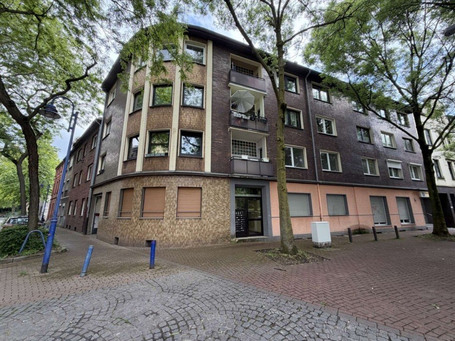 Hausansicht Mehrfamilienhaus Duisburg