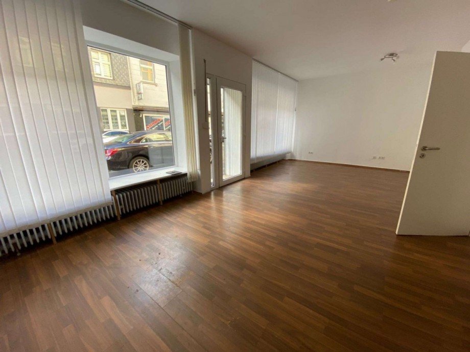 Gewerbeeinheit Wohn- / Gesch�ftshaus Duisburg