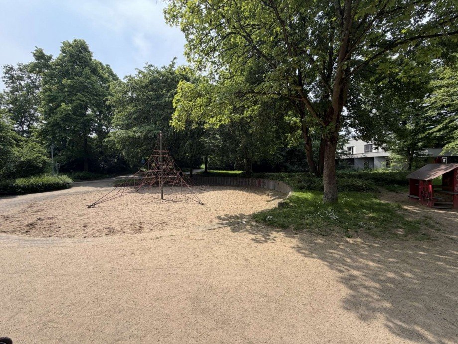 Park Dachgeschosswohnung D�sseldorf