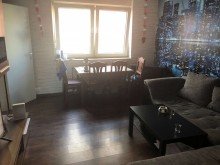 EG links - Wohnzimmer Attraktives Wohnungspaket - Zwei Erdgeschoss-Einheiten in Oberhausen