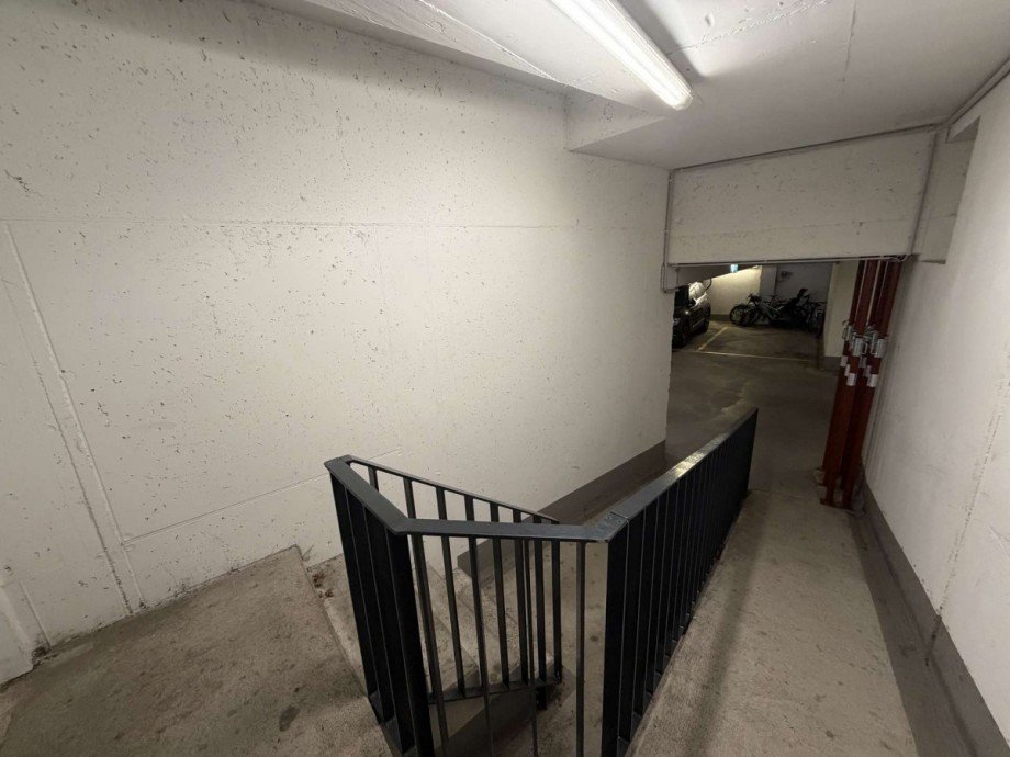 Tiefgarage Erdgeschosswohnung D�sseldorf