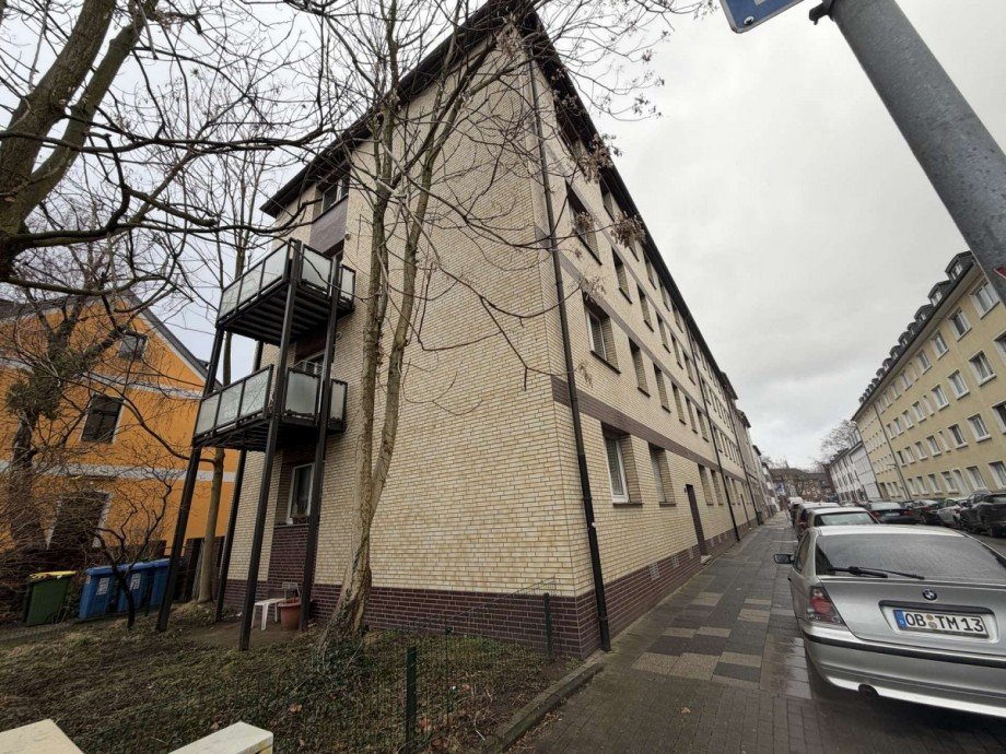Seitenansicht Mehrfamilienhaus Oberhausen
