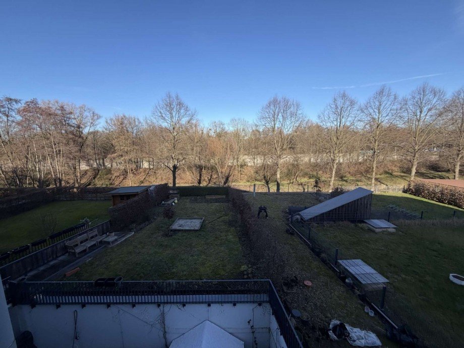 Garten Mehrfamilienhaus D�sseldorf