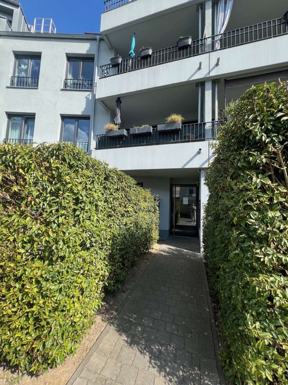 Hausansicht Erdgeschosswohnung D�sseldorf