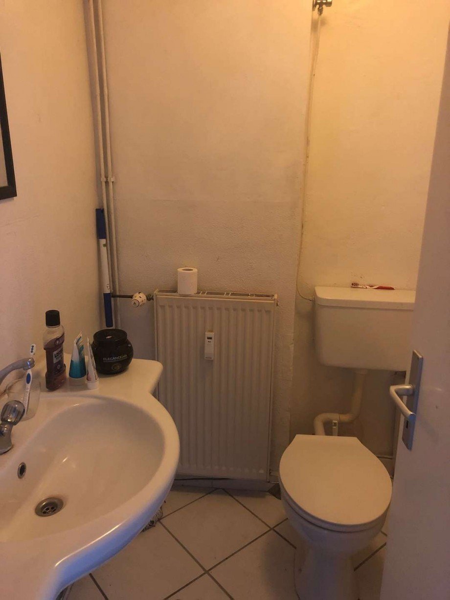 EG links - Badezimmer Renditeobjekt Oberhausen