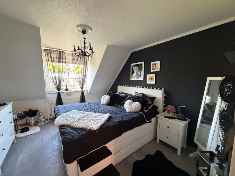 Schlafzimmer Dachgeschosswohnung Essen