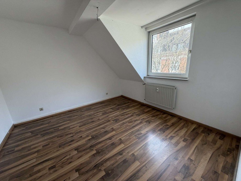 DG rechts - D�rerstr. 25 Mehrfamilienhaus Herne