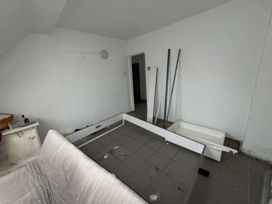 Schlafzimmer 2 - DG Etagenwohnung Oberhausen