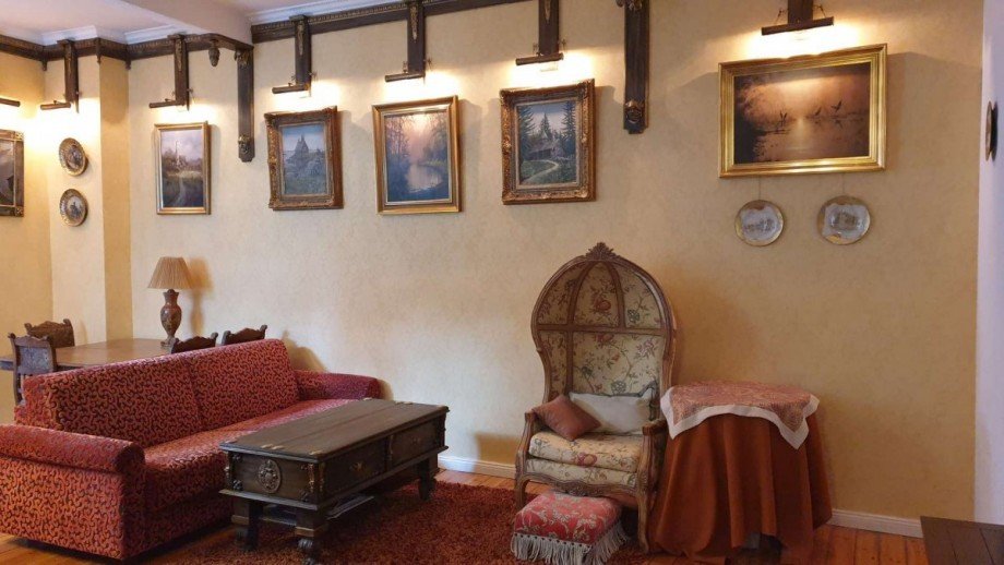 Wohnzimmer Etagenwohnung Berlin