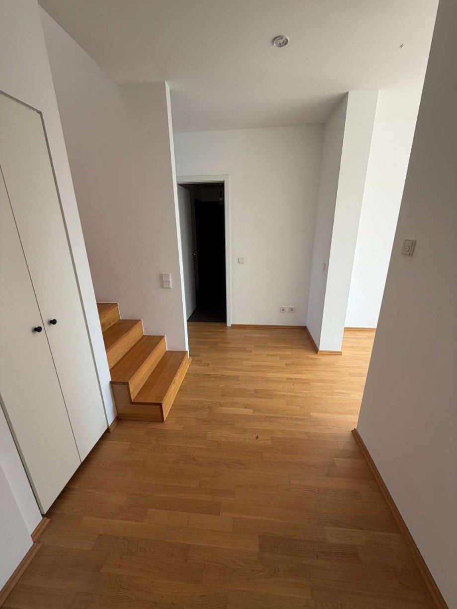 Flur Dachgeschosswohnung D�sseldorf