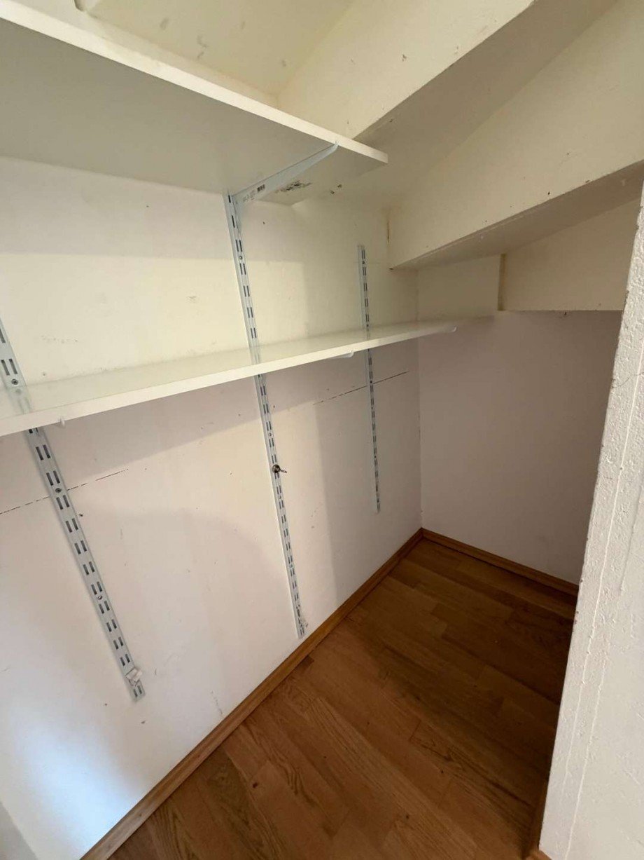 Abstellraum Dachgeschosswohnung D�sseldorf