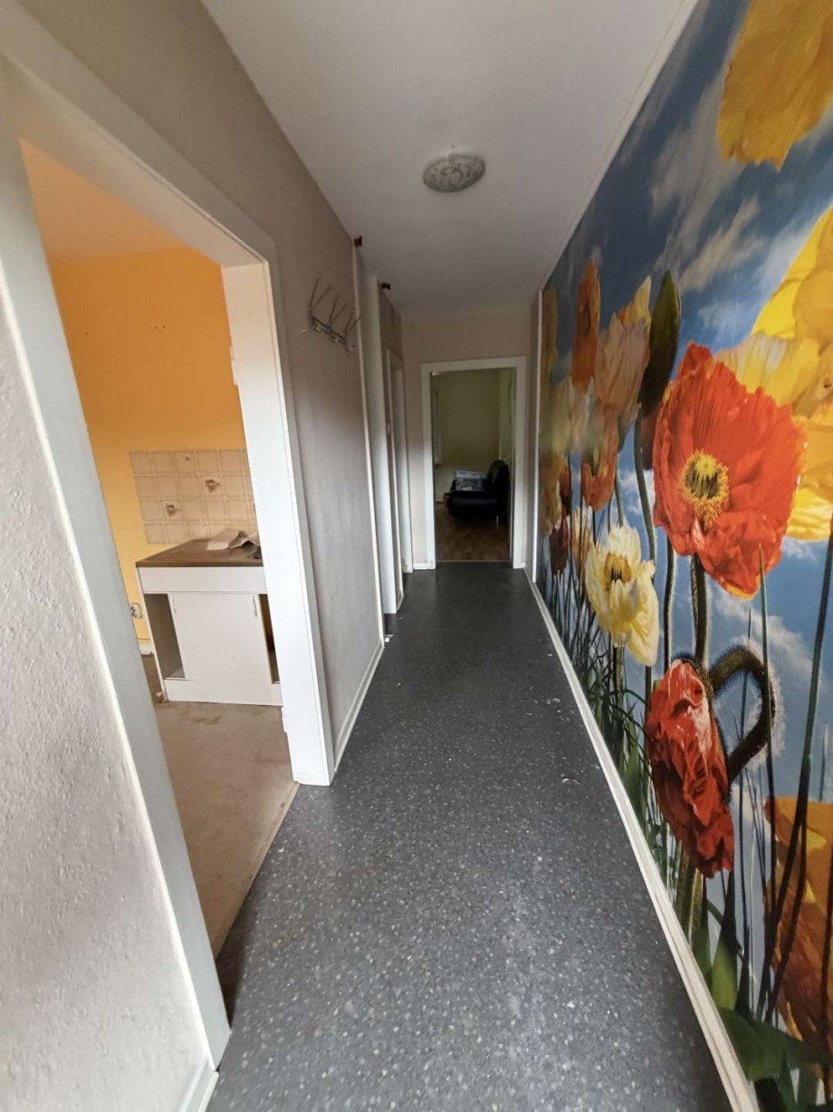 1 OG �ber Balkon rechts Mehrfamilienhaus Duisburg