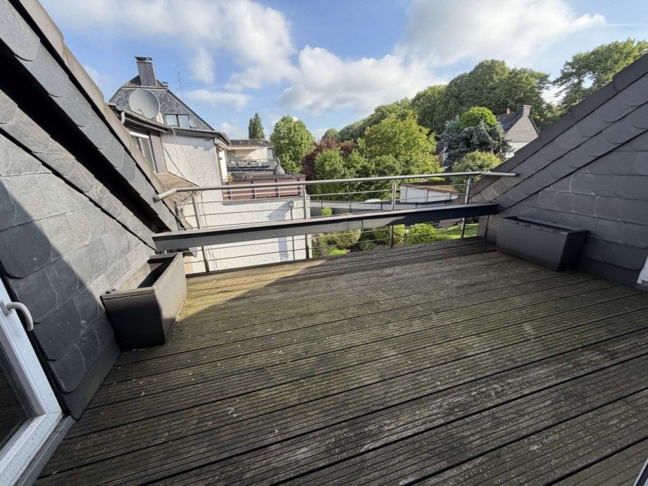 1 OG - Balkon II Zweifamilienhaus Duisburg