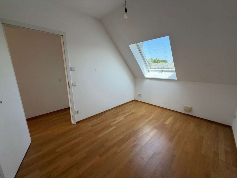 Schlafzimmer Dachgeschosswohnung D�sseldorf
