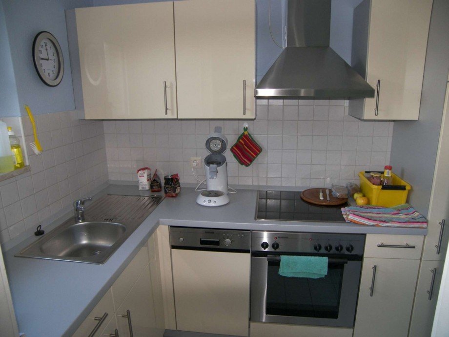 Karl-Steinhauer-Str.29_2.OGlinks_K�che Mehrfamilienhaus Oberhausen